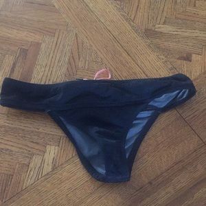 Jolyn Black Softy 2 Bottoms in excellent condition